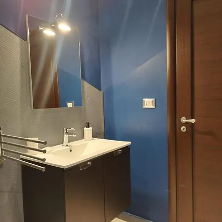 Twin House Brown Apartment Tito